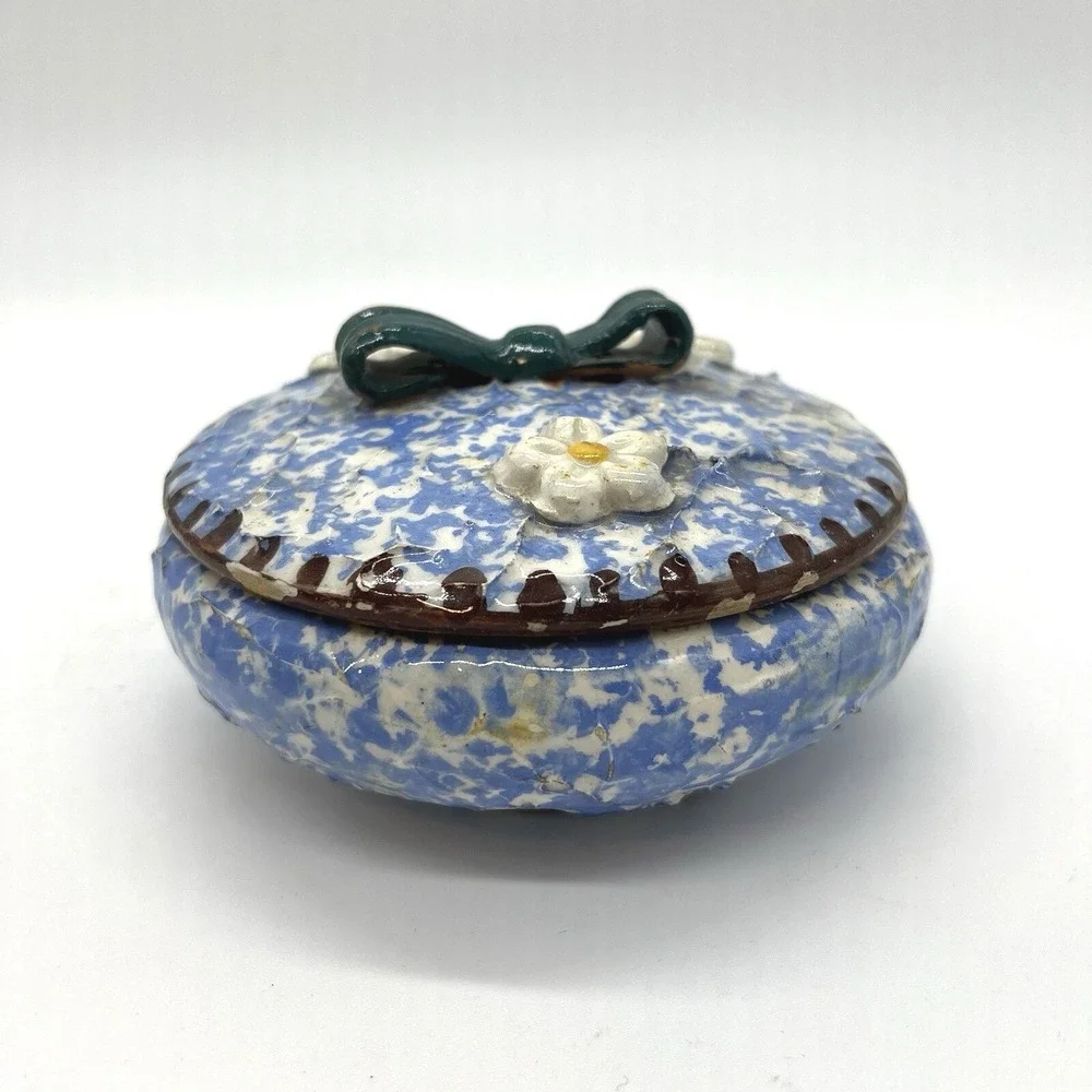 N/A charming vintage